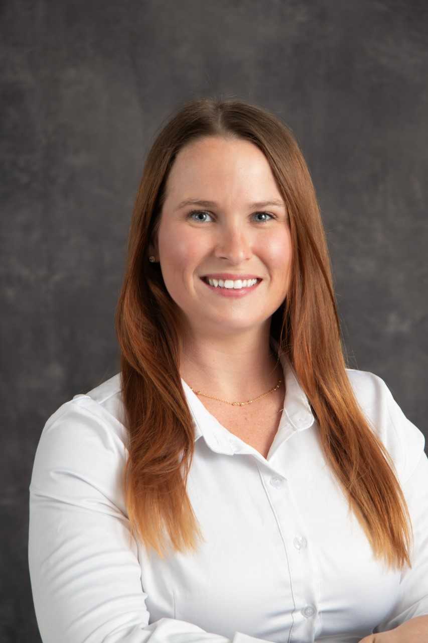 Danielle Balogh Headshot